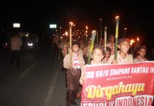 Hari Pramuka ke-61, Ratusan Pelajar di Jujuhan Gelar Pawai Obor