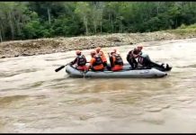 Perahu Terbalik, Gayus Hanyut Terbawa Arus