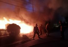 Lima Toko Pasar Atas Sarolangun Terbakar
