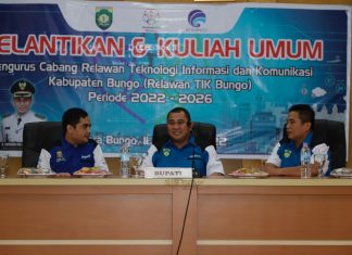 Bupati H Mashuri Kukuhkan Relawan TIK Kabupaten Bungo