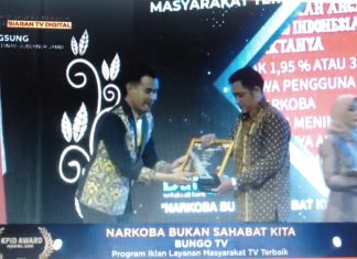 BungoTV Terima Penghargaan KPID Award Provinsi Jambi 2022