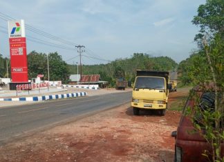 SPBU Lubuk Landai Diduga Layani Pengecer Gunakan Drum dan Drigen Skala Besar