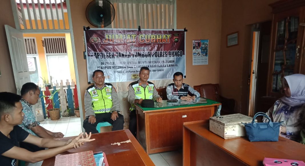 Gelar Jumat Curhat, Polsek Tanah Tumbuh Terima Masukan dari Camat dan Masyarakat