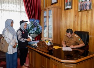 Pantarlih Sambangi Kediaman Bupati Bungo, Lakukan Coklit Serentak