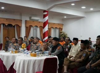 Evakuasi Akan Dilakukan dari Ketinggian 4.000 Feet