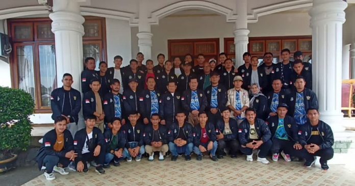 GUBERNUR CUP