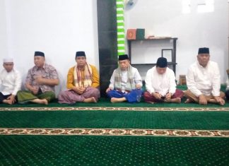 Pj Bupati Henrizal Beserta Gubernur Jambi Al Haris Safari Ramadhan di Desa Bukit