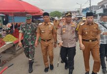 Jelang Idul Fitri, Pj Bupati Sarolangun Henrizal Sidak ke Pasar Atas Sarolangun