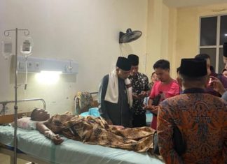 Pj Bupati Tebo Aspan Jenguk Korban Diterkam Buaya di RSUD H Hanafi Bungo