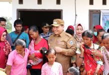 PJ Bupati Bachril Bakri Tinjau Pelayanan Kesehatan dan KB Gratis Bagi Masyarakat SAD