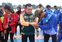 Serahkan 6 Unit Perahu Dragon Boat, Gubernur Al Haris: Cabor Dayung Adalah Kebanggaan Jambi