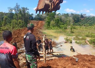 Satgas TMMD ke-117 Kodim 0416/Bute Bangun Jembatan