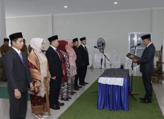 Wabup Apri Lantik Direktur dan Pejabat Pengawas RSUD Tipe D Rantau Ikil Jujuhan