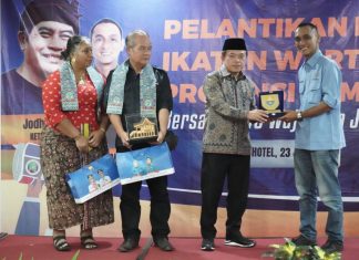 Gubernur Al Haris Ajak IWO Bersinergi Sampaikan Berita Positif yang Mendidik
