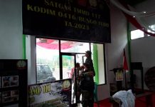 Jelang Kunjungan Tim Wasev TMMD ke-117, Personil Satgas dan Warga Gotong Royong Bersama