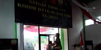 Jelang Kunjungan Tim Wasev TMMD ke-117, Personil Satgas dan Warga Gotong Royong Bersama