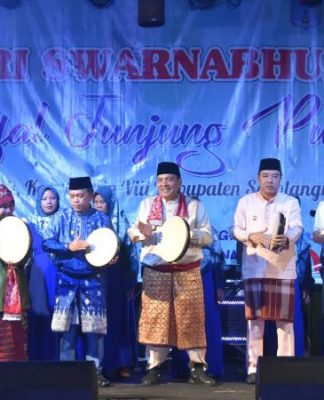 Pj Bupati Bachril Bakri Hadiri Kenduri Swarnabhumi Festival Junjung Pusako