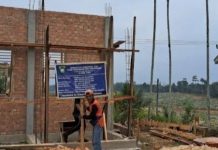 Aspan Temui Kontraktor yang Pasang Logo Kabupaten Bungo di Papan Proyek Tebo