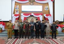 Pj Bupati Bachyuni Bersama Sekda Hadiri Rapat Paripurna DPRD Muaro Jambi