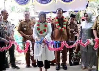 H Mukti Resmikan Gedung Posyandu Bina Sejahtera I