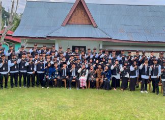 Panwaslu Kecamatan Limbur Lubuk Mengkuang Lantik 52 PTPS Terpilih