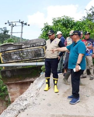 Bupati Bungo H Mashuri Tinjau Kerusakan Infrastruktur Akibat Banjir