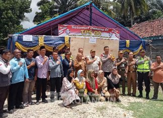 Pj Bupati Sarolangun Bachril Bakri Bersama Forkopimda Kembali Monitoring Persiapan TPS H-1 Jelang Pemilu 2024