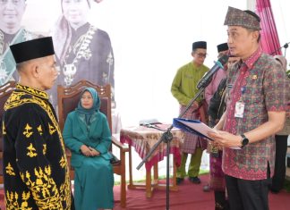 Pj Bupati Muaro Jambi Bachyuni Deliansyah Saksikan Pengukuhan LAM Sungai Bertam