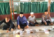 Bupati H Mashuri Didampingi Istri Hadiri Acara Halal Bihalal Sekaligus Sedekah Kubur di Rantau Ikil