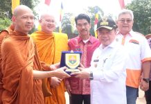Pj Bupati R Najmi Menghadiri Acara Puncak Peringatan Hari Waisak Bersama 2568 BE