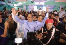 Disambut Teriakan JADI, Massa Deklarasi Pasangan Jumiwan – Maidani Membludak
