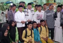 Pj Bupati Dampingi Gubernur Shubuh Jemaah di Kungkai