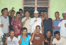 Warga Kampung Baru Senamat Sambut Hangat Dedy Putra