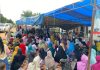 Sambut kedatangan Elza Dedy, Emak-emak Dusun Telentam Siap Menangkan Dedy-Dayat