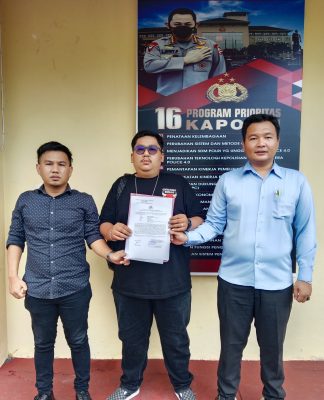 Resmi, Tim Hukum Jumiwan Aguza – Maidani Laporkan Akun Facebook Toean Moeda ke Polres Bungo