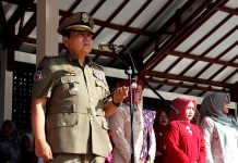 HUT Satpol PP ke-74 dan Satlinmas ke-62, PJ Bupati Sarolangun Jadi Inspektur Upacara