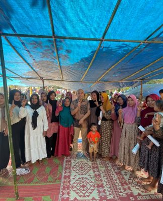 Ingin Dusunnya Berubah, Masyarakat Batu Kerbau Berharap Dedy Putra Terpilih Jadi Bupati