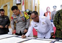 Pj Bupati Sarolangun Bahri Hadiri Dialog Publik Pilkada Damai