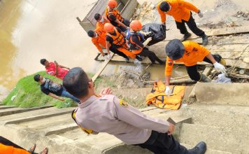 Warga Dihebohkan Penemuan Mayat di Sungai Batang Tebo Tanjung Menanti