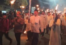 Bupati Bungo dan Ribuan Masyarakat Gelar Pawai Obor Sambut Ramadhan