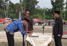 Bupati Muaro Jambi Serahkan SK dan Pelantikan PPPK Tahap I Formasi Tahun 2024