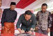 Bupati Merangin Resmikan Pasar “Bang Syukur” di Desa Plakar Jaya