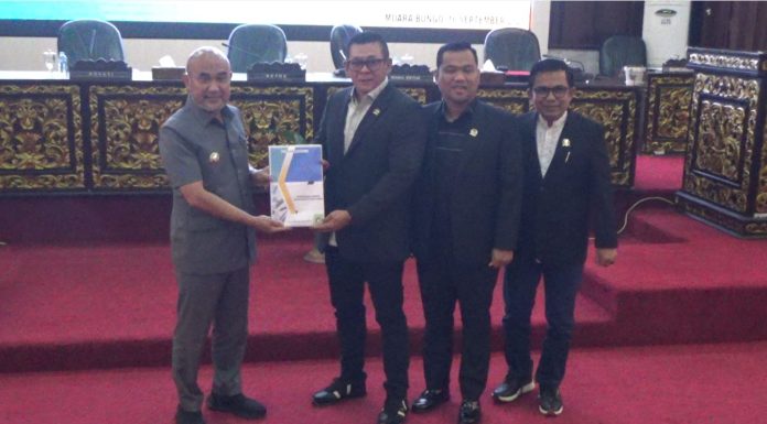 DPRD Bungo Gelar Paripurna Penyampaian Nota Pengantar Bupati Terkait Ranperda Perubahan APBD 2025