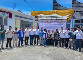 PLN Peduli Ubah Nira Aren Jadi Gula Semut, Dorong Kemandirian Ekonomi di Nagari Ampek Koto Palembayan