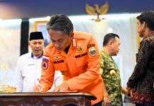 Wabup Muaro Jambi Hadiri Launching dan Tandatangani Komitemn Peta Jalan Kependudukan