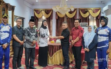 Bupati M Syukur Lepas Keberangkatan Duta Pancasila Merangin Menuju Sumbar
