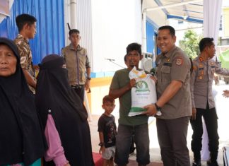 Bupati M Syukur Luncurkan Bantuan Pangan untuk 18.679 Warga