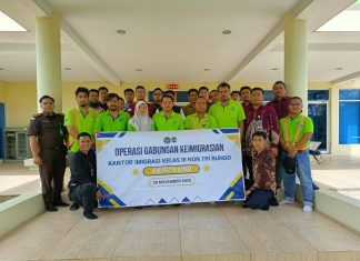 Kantor Imigrasi Kelas III Non TPI Bungo Laksanakan Operasi Gabungan Keimigrasian di PT Star Rubber Bungo dan Sri Trang Group Tebo