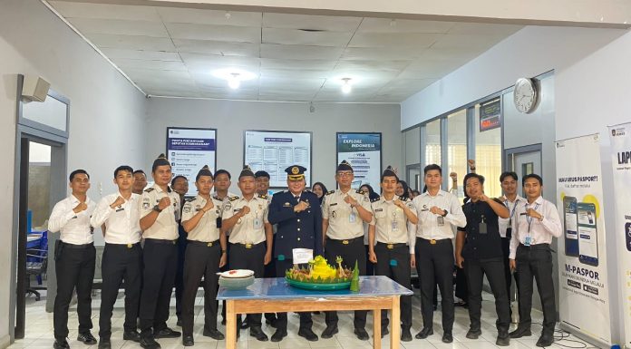 Hari Bakti Imigrasi ke-76, Kantor Imigrasi Bungo Gelar Tasyakuran dan Beri Penghargaan Pegawai Berprestasi