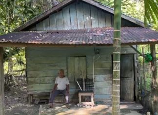 Impian Punya Rumah Layak Kandas, Kakek Tunanetra di Bungo Harapkan Bantuan Bedah Rumah